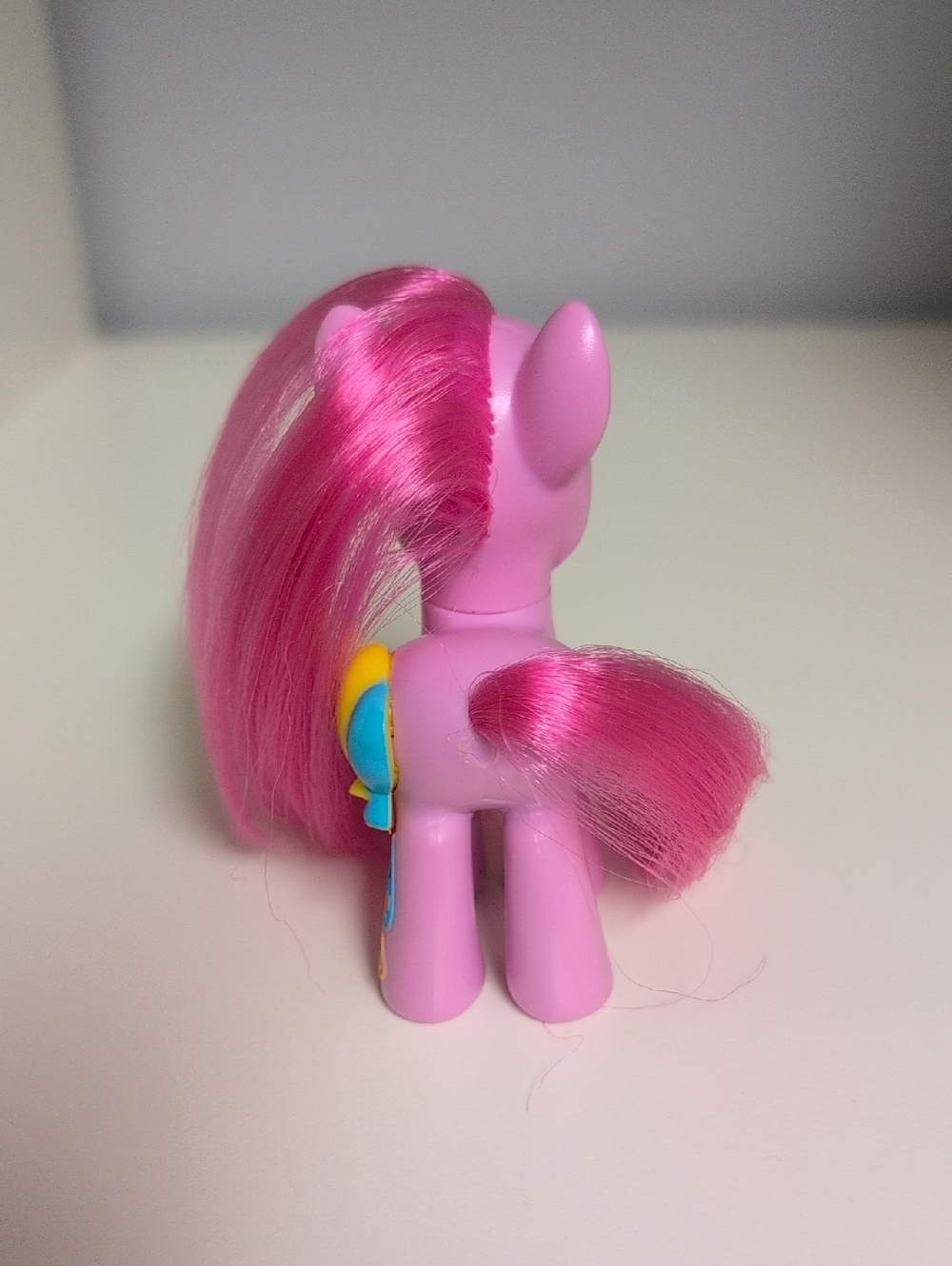 My Little Pony Pinkie Pie Explore Equestria Magical Scene 3" Brushable Hair 2010 - Picture 3 of 6